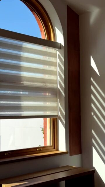 Designer Banded Shades in motion
Sheer + solid bands glide to give you perfect light and privacy—beautifully simple, effortlessly modern. Call us today to learn more. (985) 209-1689